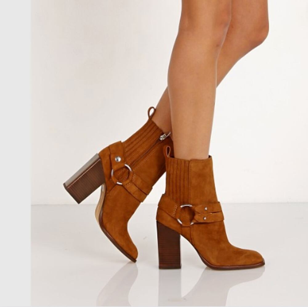 Dolce Vita Isara Suede Boot Brown size 8.5